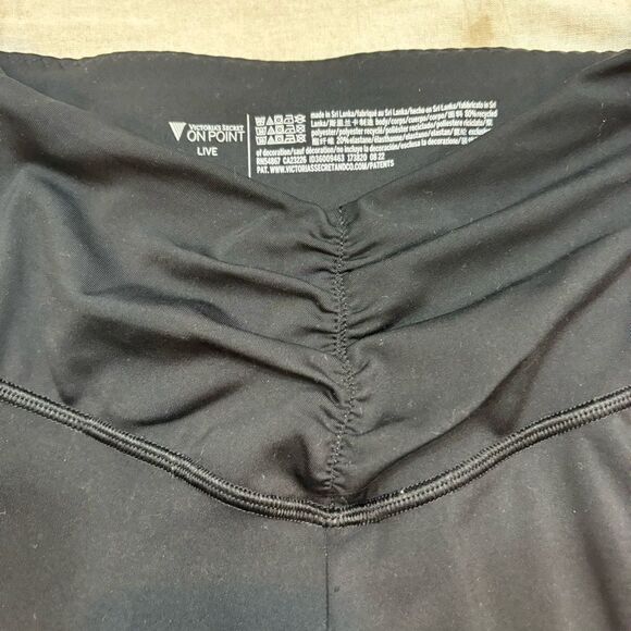 Ladies Victoria’s Secret On Point Live Black V Front Yoga‎ Pants Wide Leg Small - Picture 11 of 12
